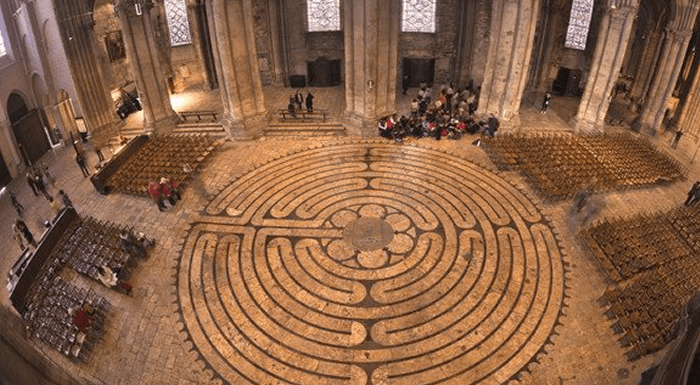 El laberinto de Chartres